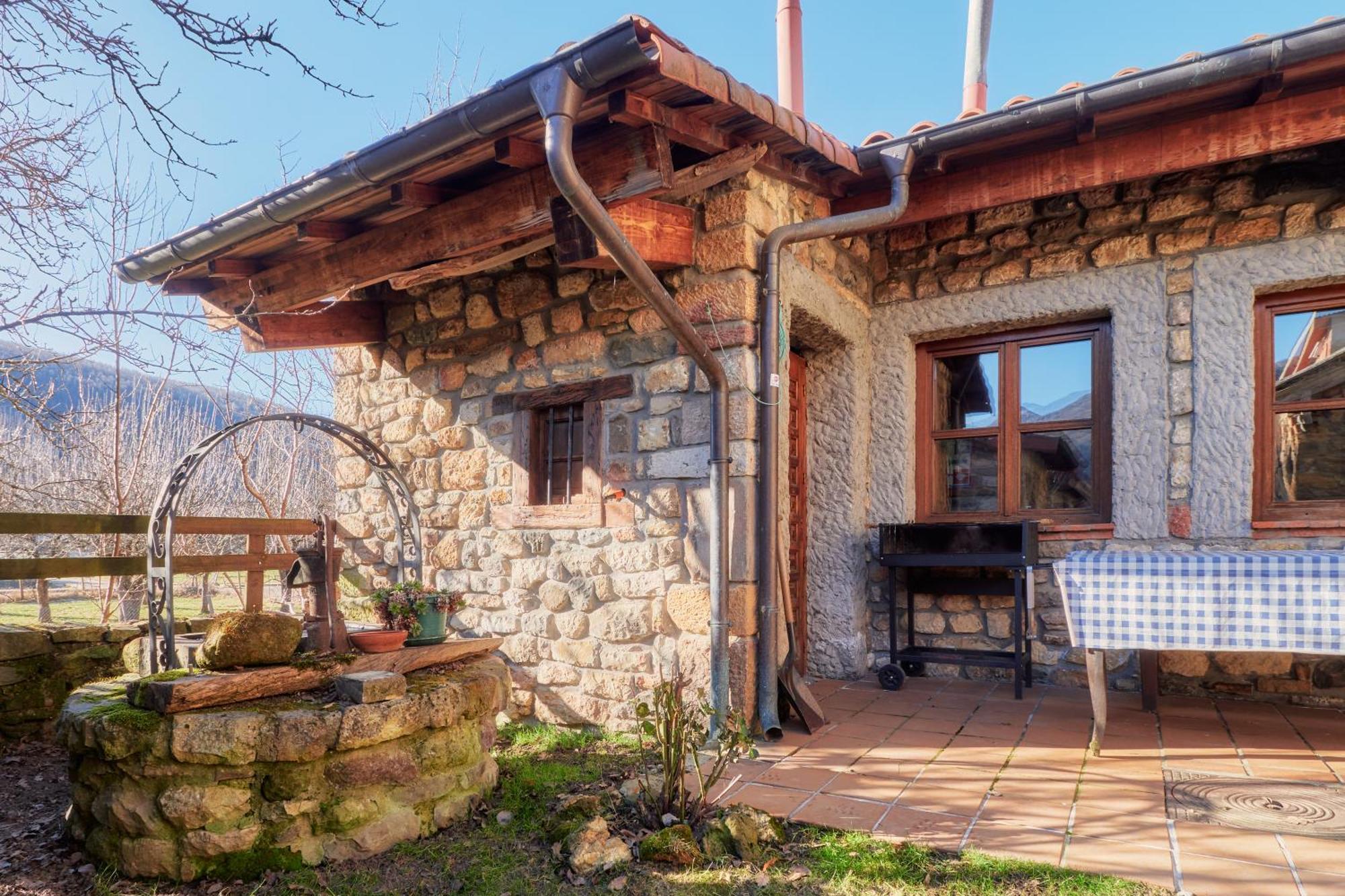 Hostal Aldaron Boca de Huérgano Exterior foto